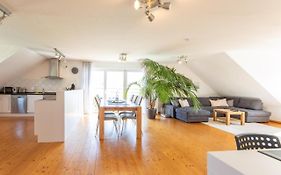 Großzügige Ferienwohnung für Gruppen und Familien im Raum Bamberg Erlangen